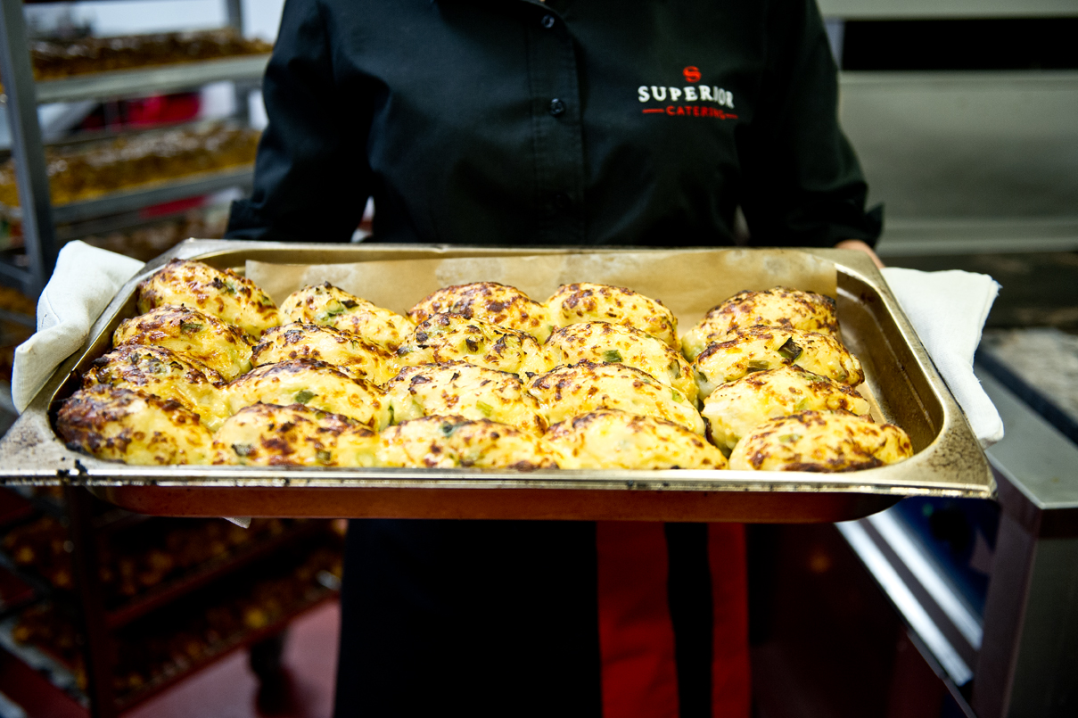 Indoor bbq catering oven dish