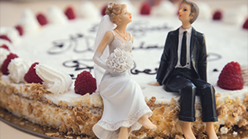 Wedding cake and topper